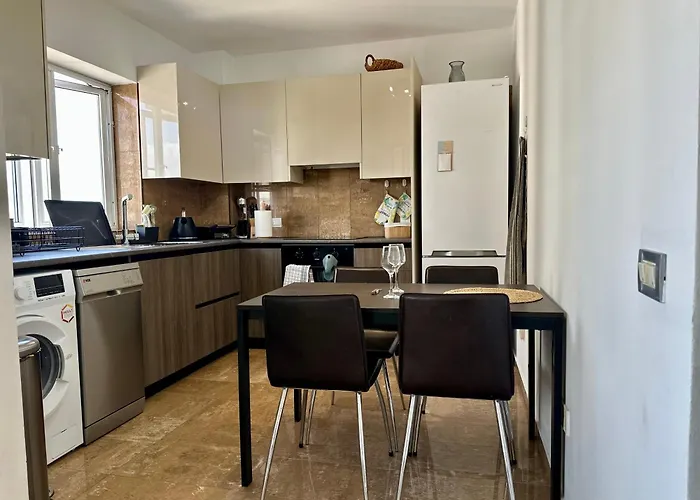 Apartament Superb Seaview Flat, Prime Area