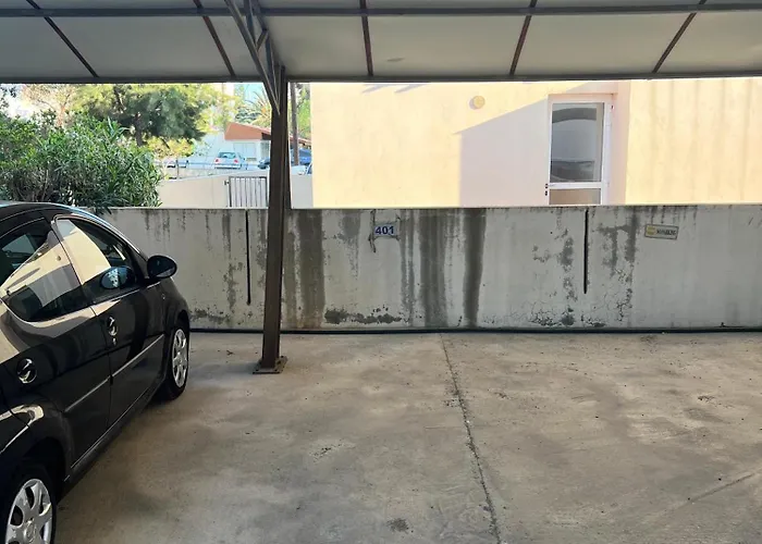 Apartament Superb Seaview Flat, Prime Area Larnaca